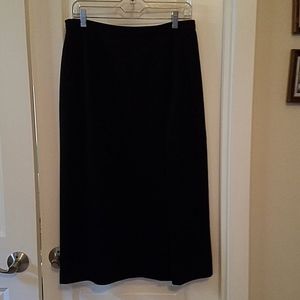 Vintage black skirt w/slit to knee on left side